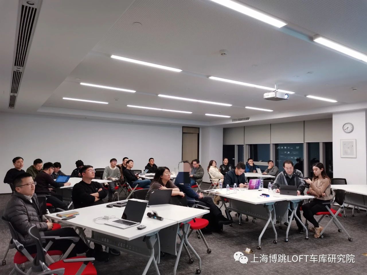 静海杭州LOFT车库专题会